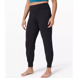 NWOT lululemon Align Jogger Black